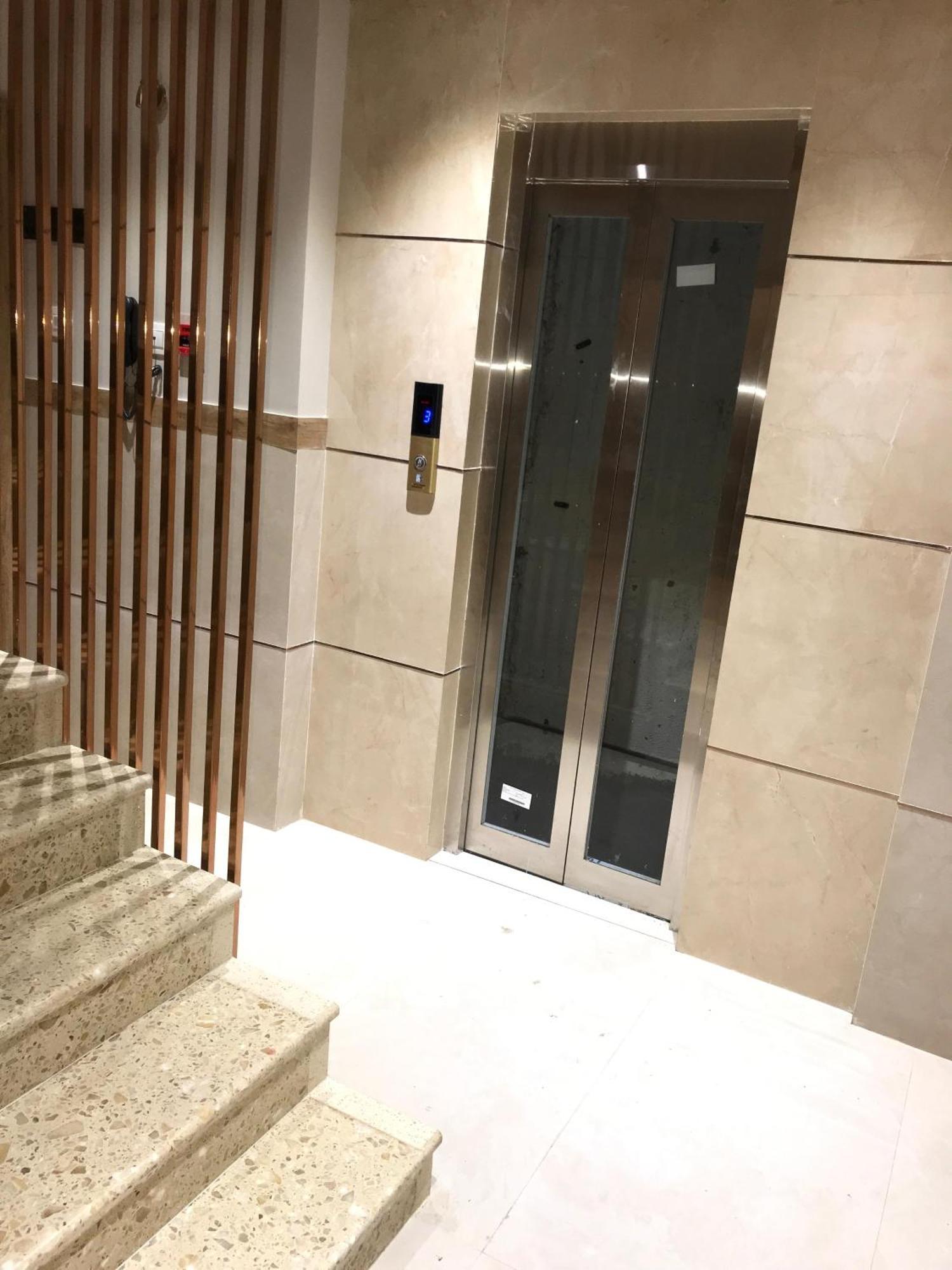 Hotel Amber Paramount 뭄바이 외부 사진